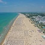 Apartment Great Flat Close To The With Garden Bibione