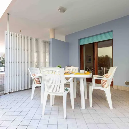 Great Flat Close To The With Parking Διαμέρισμα